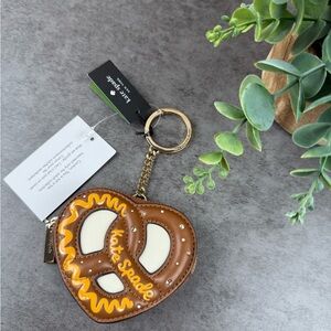 NWT Kate Spade NYC Big Apple 3d Pretzel Coin Purse KJ062
